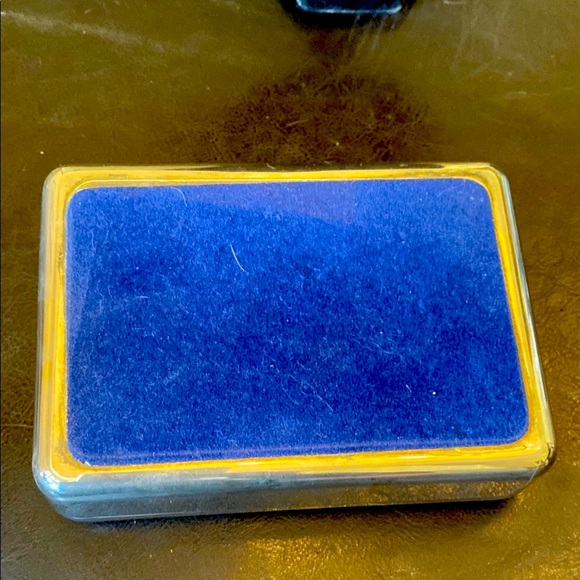 Vintage Silver and Blue Cuff Links Case with Velvet Lining - Picture 3 of 4